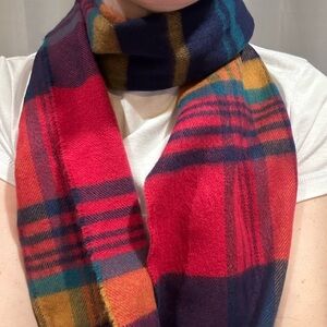 100% Cashmere Royal Stewart Tartan Scarf – Made in Scotland
